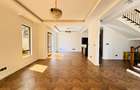 5 Bed Townhouse with En Suite at Lavington - 2