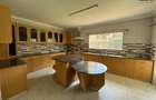 5 Bed Townhouse with En Suite in Loresho - 12