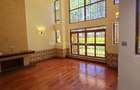 5 Bed Townhouse with En Suite at Lavington Green - 12