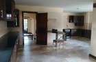 5 Bed House with En Suite in Runda - 10