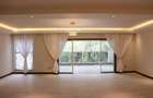 3 Bed Apartment with En Suite in Riverside - 1