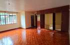 4 Bed Townhouse with En Suite at Lavington Mall - 15