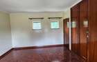 3 Bed House with En Suite in Lavington - 12