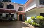 5 Bed Townhouse with En Suite in Lavington - 3