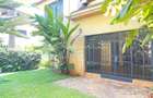 5 Bed Townhouse with En Suite at Lavington - 20