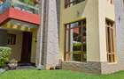 5 Bed House with En Suite in Lavington - 16