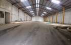 Furnished 14,000 ft² Warehouse with Backup Generator in Industrial Area - 6