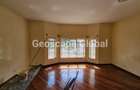 5 Bed House with En Suite in Runda - 10