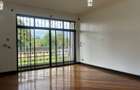 7 Bed House with En Suite in Runda - 5
