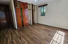 5 Bed House with En Suite in Runda - 7