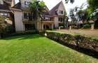 5 Bed Townhouse with En Suite at Lavington - 3