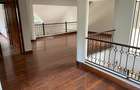 5 Bed Townhouse with En Suite in Lavington - 10