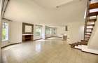 4 Bed Townhouse with En Suite in Spring Valley - 17