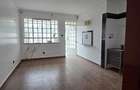 5 Bed Townhouse with En Suite at Off Convent Drive - 7