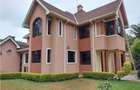 4 Bed House with En Suite in Lavington - 1