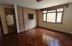 5 Bed Townhouse with En Suite at Lavington Green - 15
