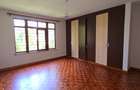 5 Bed Townhouse with En Suite at Lavington Off James Gichuru Road - 15