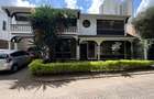 5 Bed Townhouse with En Suite in Kilimani - 1