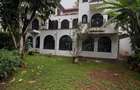 4 Bed Townhouse with En Suite at Riverside Drive - 1