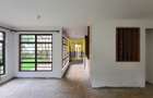 4 Bed Townhouse in Kiambu Road - 2