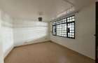 4 Bed Townhouse with En Suite in South C - 8