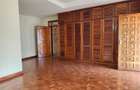 5 Bed House with Garden in Runda - 15