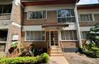 4 Bed House with En Suite in Parklands - 2