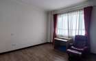 3 Bed Apartment with En Suite at City Park - 11