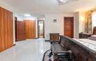 5 Bed Townhouse with En Suite in Lavington - 9