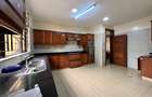 5 Bed Townhouse with En Suite in Lavington - 3
