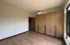 5 Bed Townhouse with En Suite in Lavington - 5