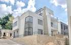 5 Bed Townhouse with En Suite in Lavington - 14