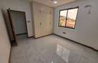 3 Bed Apartment with En Suite at Beach Road - 18