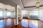 5 Bed Townhouse with En Suite in Lavington - 12