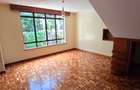 4 Bed Apartment with En Suite at Riverside Drive - 7