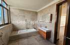 4 Bed Apartment with En Suite in General Mathenge - 6