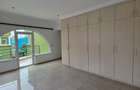 4 Bed Townhouse with En Suite at Riverside Drive - 8