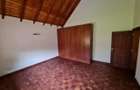 4 Bed Townhouse with En Suite at Lavington - 13