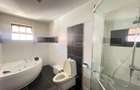 5 Bed Townhouse with En Suite in Lavington - 13
