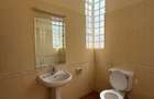 5 Bed House with En Suite in Runda - 7