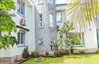 5 Bed House with En Suite at Nyali - 10