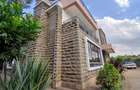 4 Bed House with En Suite at Membley - 2
