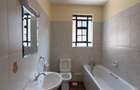 4 Bed Townhouse with En Suite in Lavington - 16