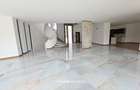 5 Bed House with Garden in Nyari - 7