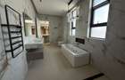 5 Bed Villa with En Suite in Runda - 11