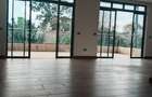 5 Bed Townhouse with En Suite in Lavington - 2