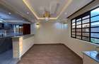 5 Bed House with En Suite at Bypass - 5