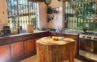 5 Bed House with En Suite in Nyari - 5