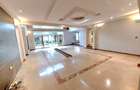 5 Bed Townhouse with En Suite in Lavington - 4
