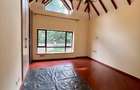 5 Bed Townhouse with En Suite in Lavington - 9